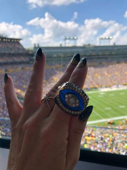 Alicia.ring.Lambeau