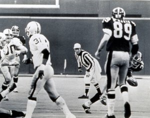 Franco grabbing the ball just inches from the turf a second later.