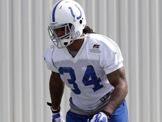 Trent Richardson reporting for duty with the Colts.